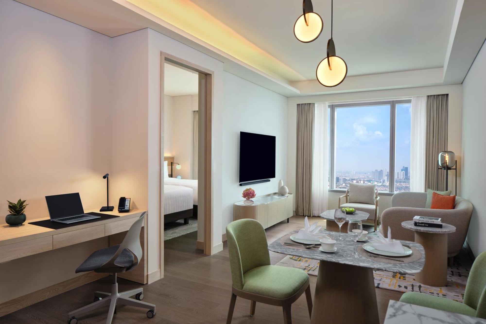 Parkroyal Serviced Suites Jakarta Exterior photo